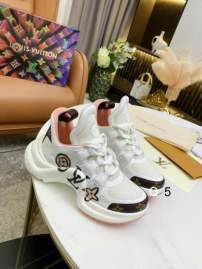 Picture of Louis Vuitton Shoes _SKULVsz35-41JY011012558